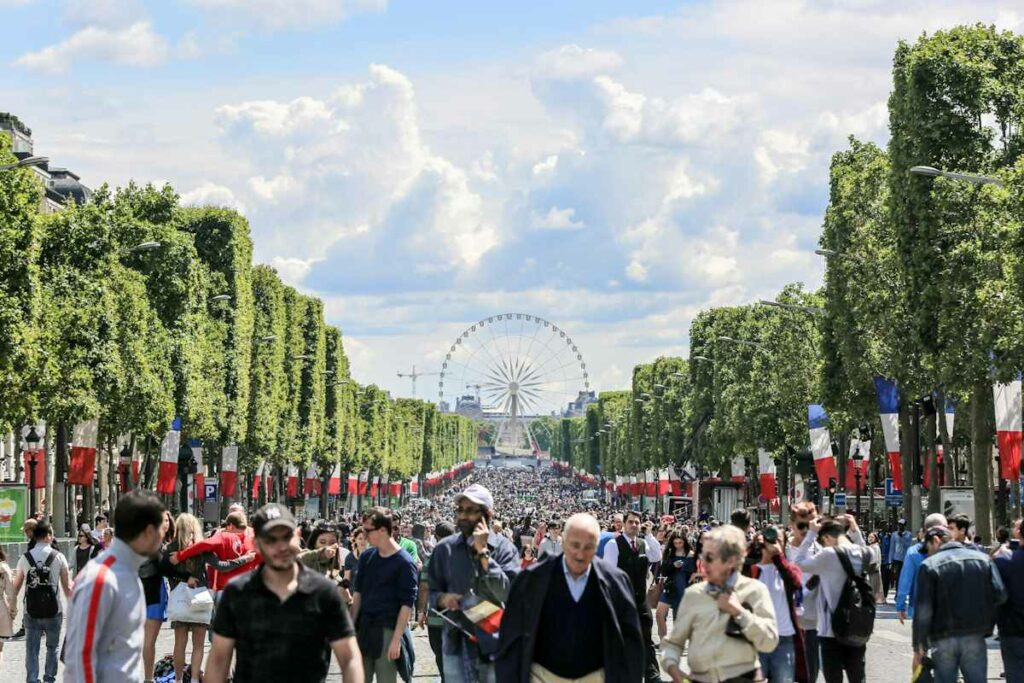Vue des festivités à Paris le 14 juillet.