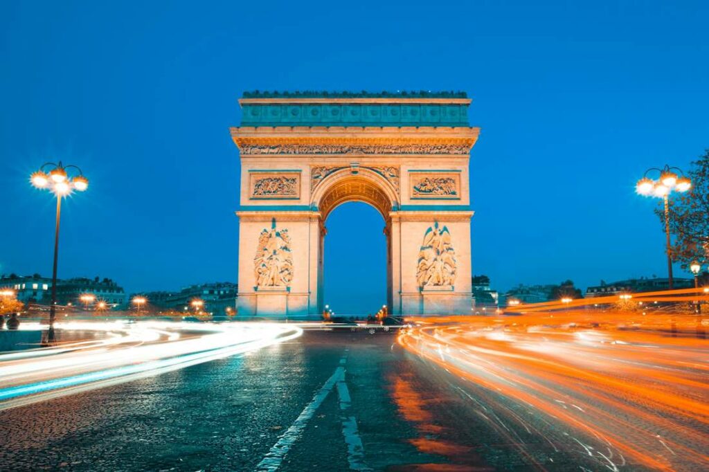 Vue d'un des monuments les plus célèbres de la capitale française.